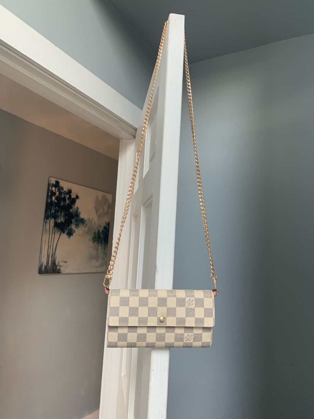 2007 authentic Louis Vuitton Damier Azur Sarah wallet w/ box & conversion kit.